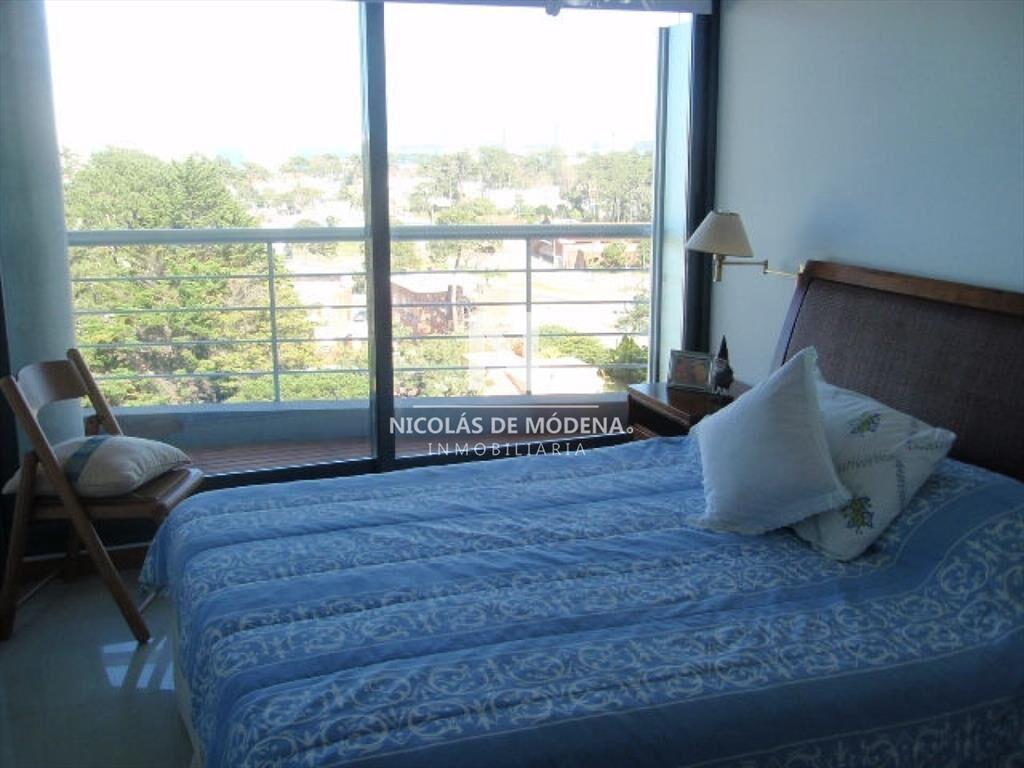 Apartamento en Roosevelt de 2 dormitorios, Punta
