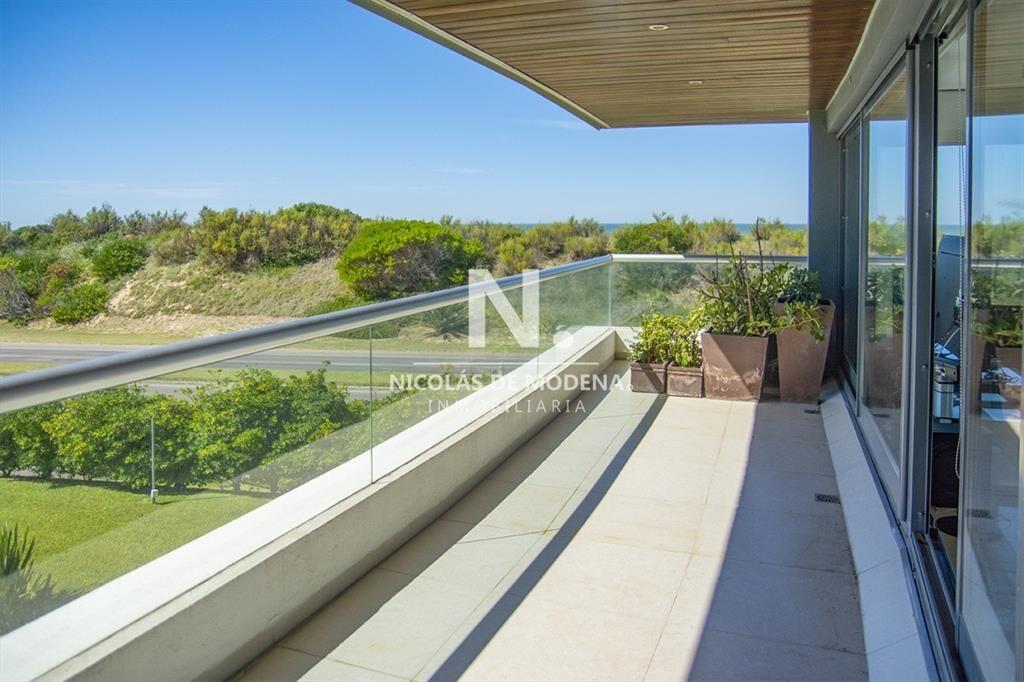 Hermoso departamento en venta, 3 dormitorios + al