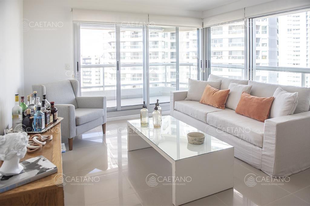 Departamento de 2 dormitorios en venta en del mar