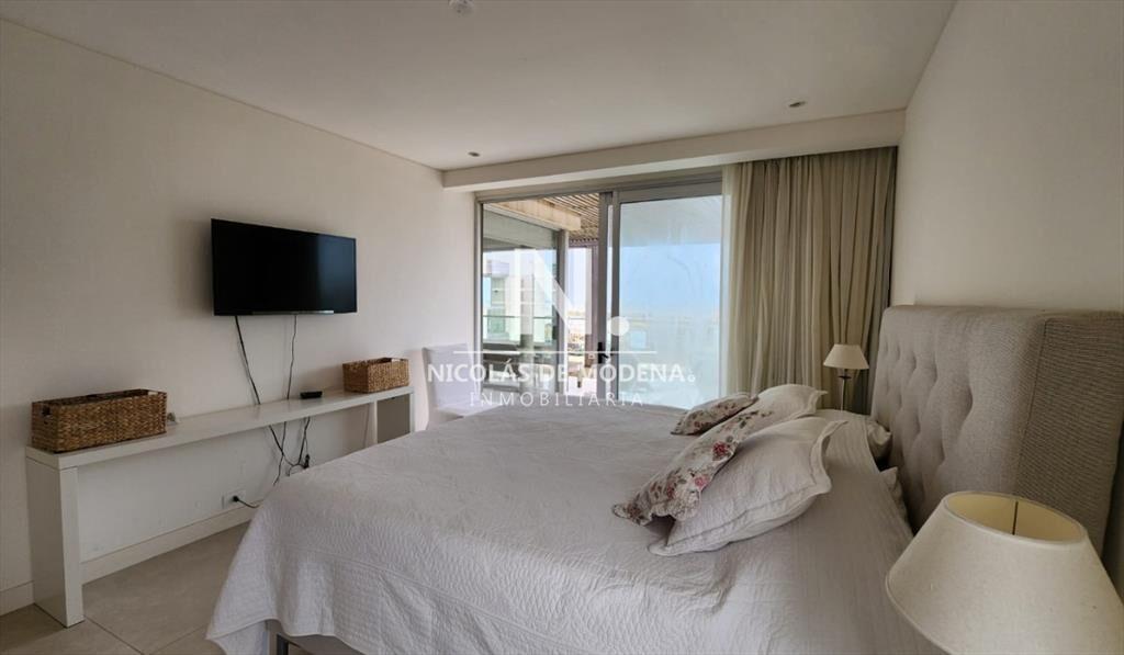 Amplio apartamento en Laguna Blanca - La Barra