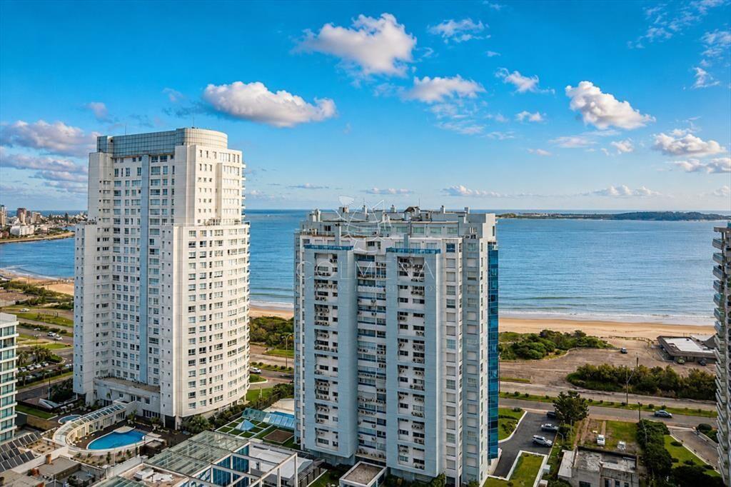 Departamento de 3 dormitorios en venta a pasos
