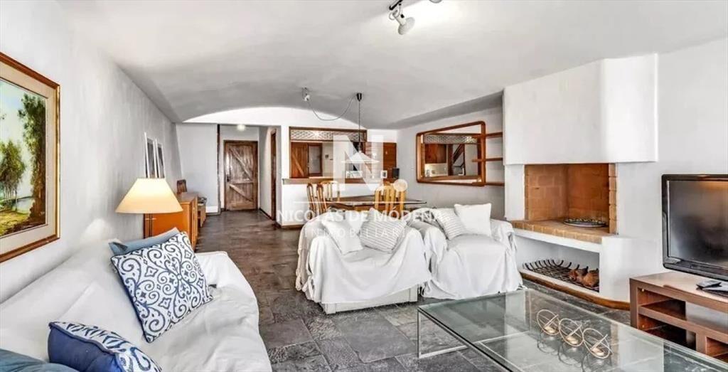 Apartamento de 4 Dormitorios en el Corazón de
