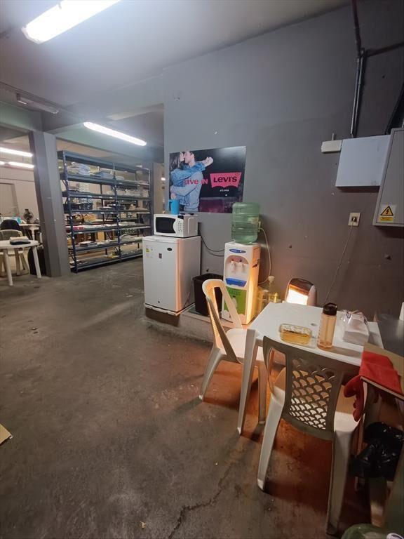 Alquiler local de 1300m2 en La Blanqueada