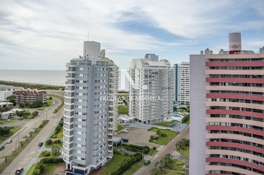 Lindo departamento de 3 dormitorios en venta en