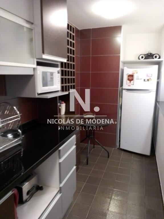 Apartamento con excelente ubicación.