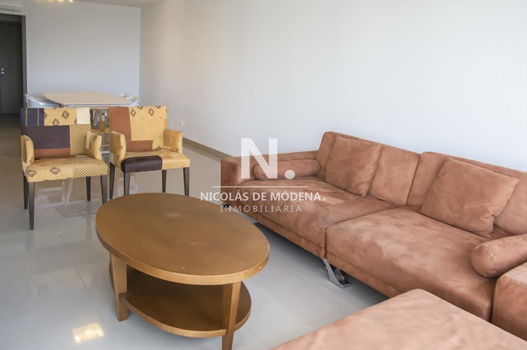 Apartamento de 2 dormitorios en venta en Torre a