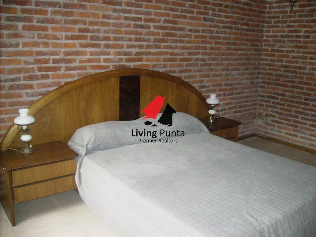 Casa en Mansa, 4 dormitorios *