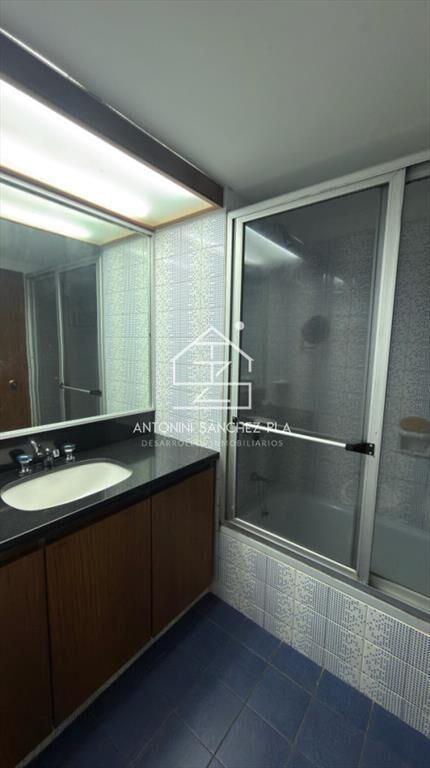 Venta Apartamento 2 Dormitorios y Dependencia del