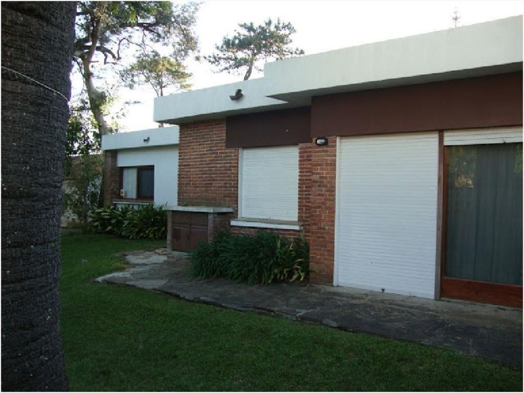 Muy linda casa en paradas de la mansa a 200 ms del mar!