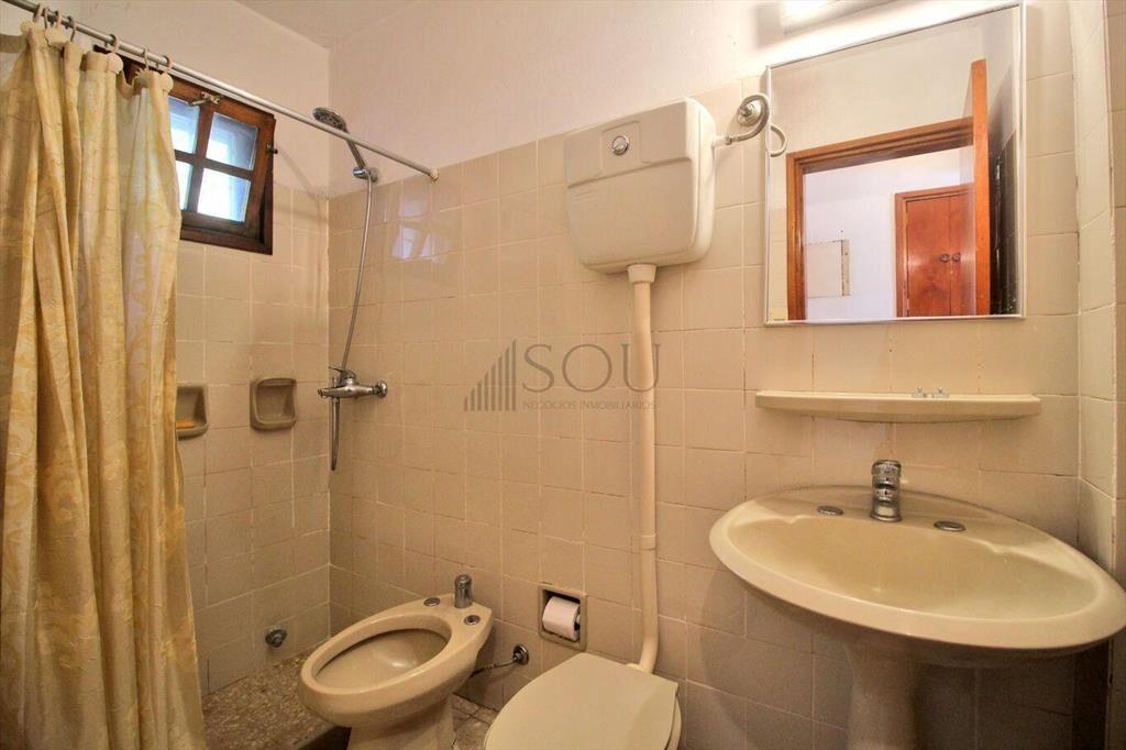 Venta 3 casas pocitos
