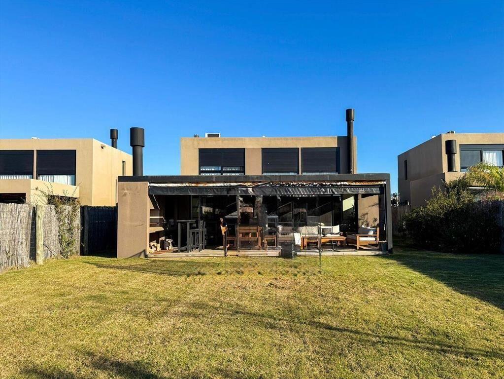 Venta Casa 3 Dormitorios en Huertas de los Horneros