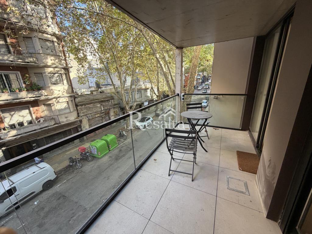 VENTA 1 DORMITORIO CON PATIO Y PARRILLERO A EN