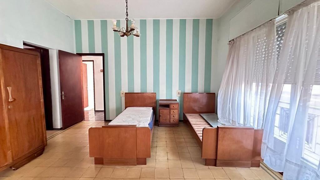 VENTA CASA CENTRICA CON GARAGE