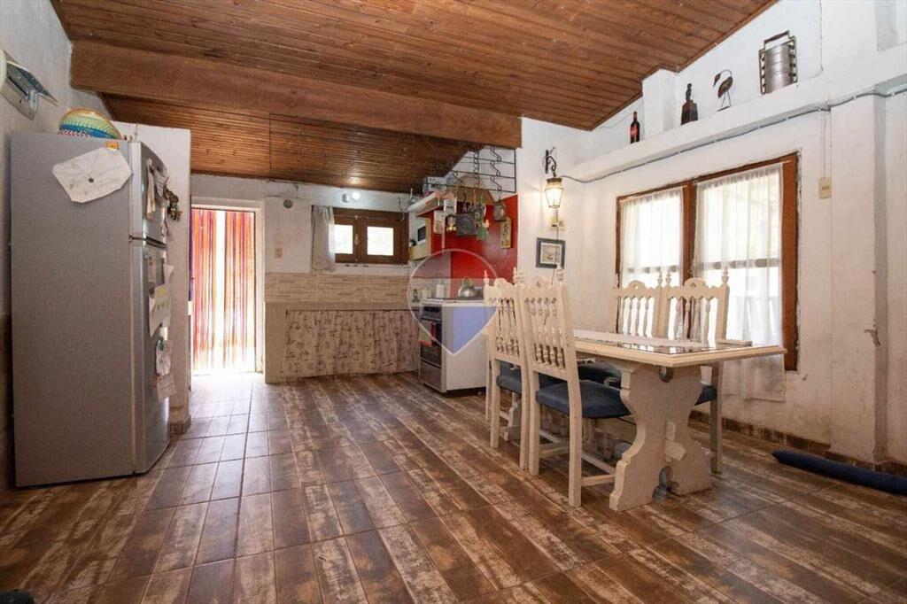 VENTA DE 2 CASAS INDEP. EN BALNEARIO ARGENTINO