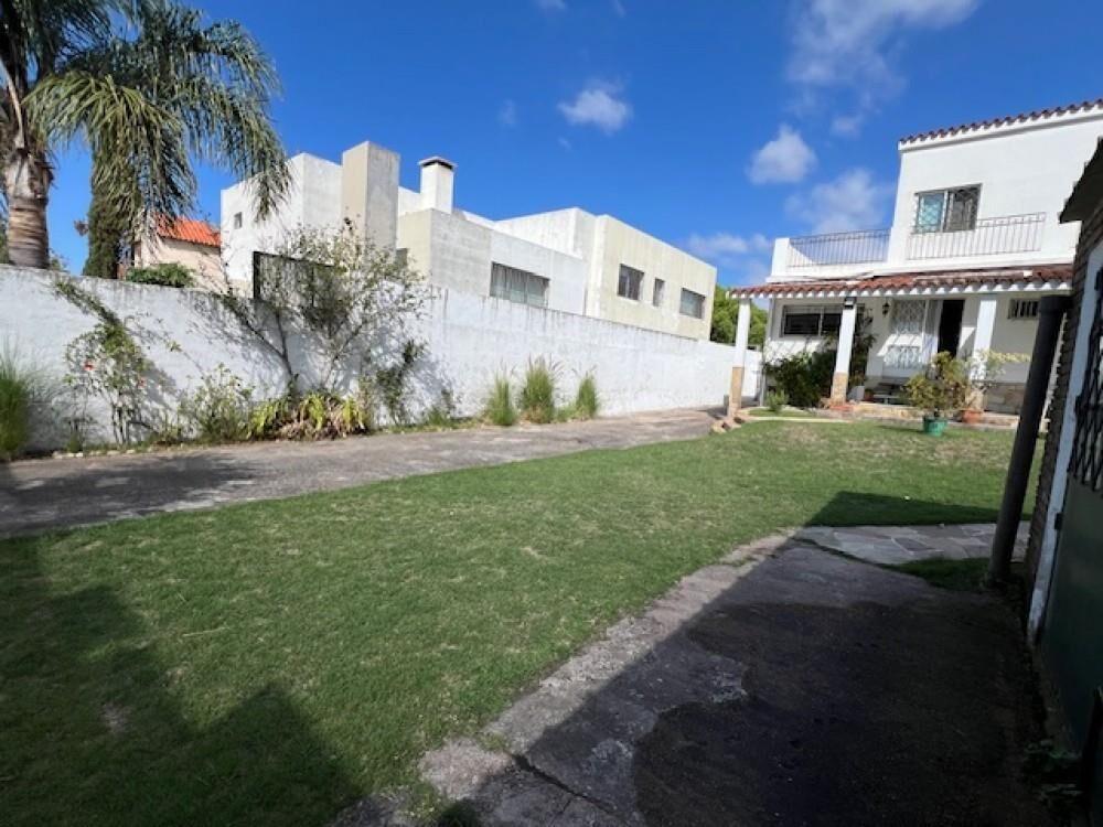 Venta casa 3 dorm en Punta Gorda, Rocafuerte y Caramuru