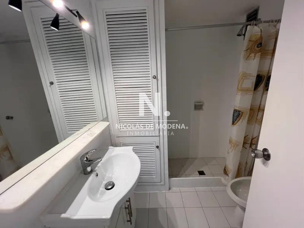 Elegante apartamento a la venta de 3 dormitorios