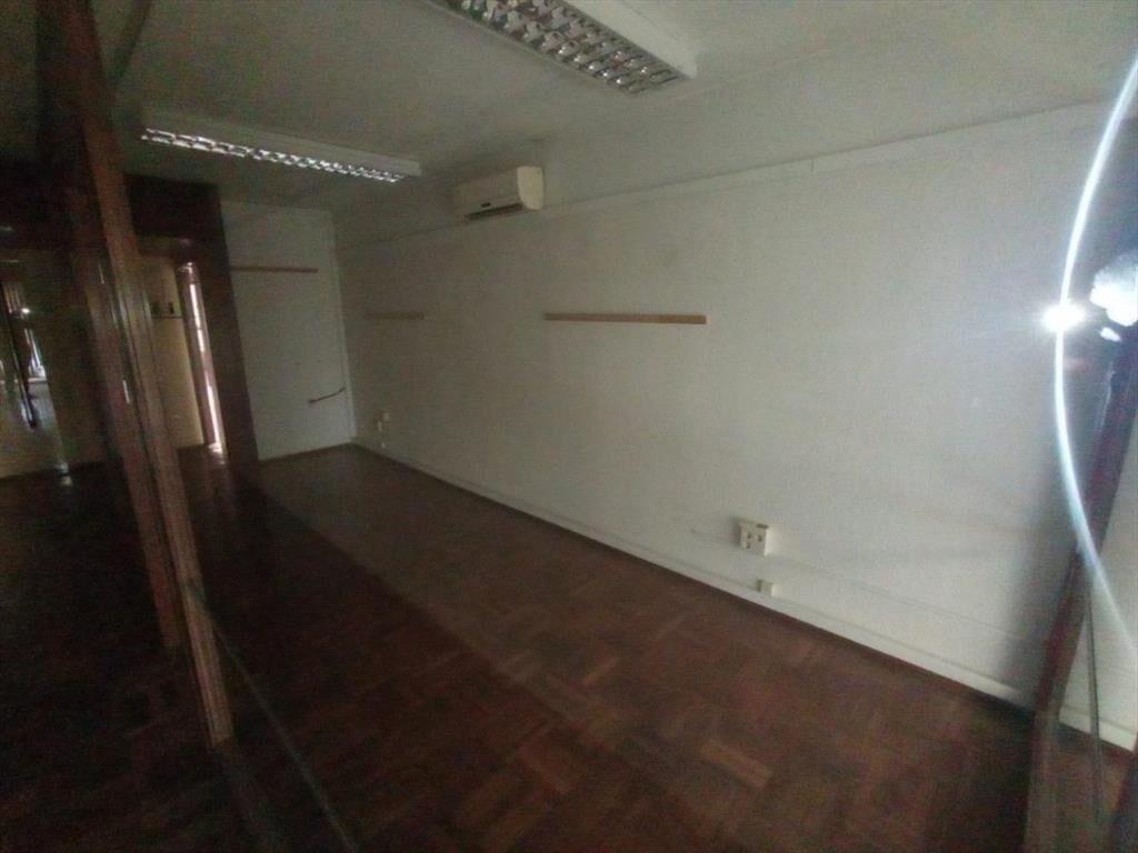 oficina- Plaza Independencia , 600 m2 , gge x1, vista a tre