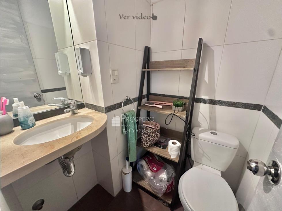 VA2079 Venta Apartamento Duplex 2dorm Ciudad Vieja 1 por esc