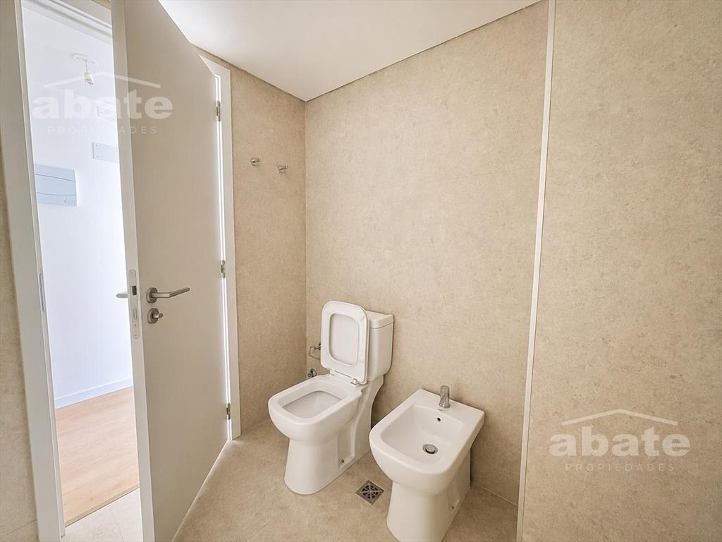 Venta apartamento 1 Dormitorio con garaje en La Comercial