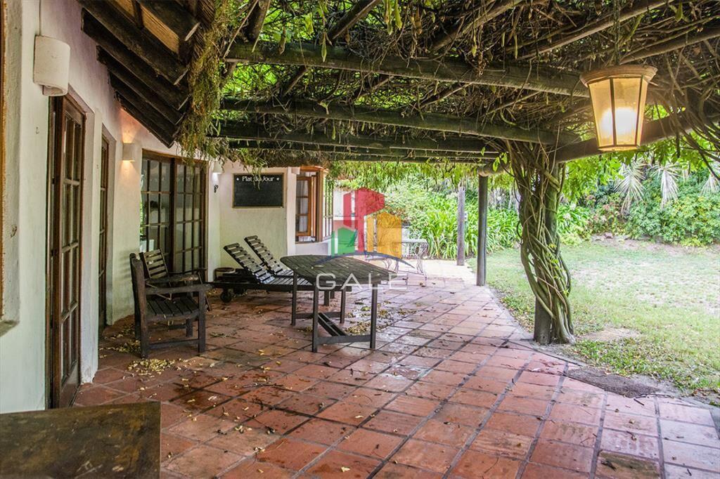 En venta casa en Cantegril