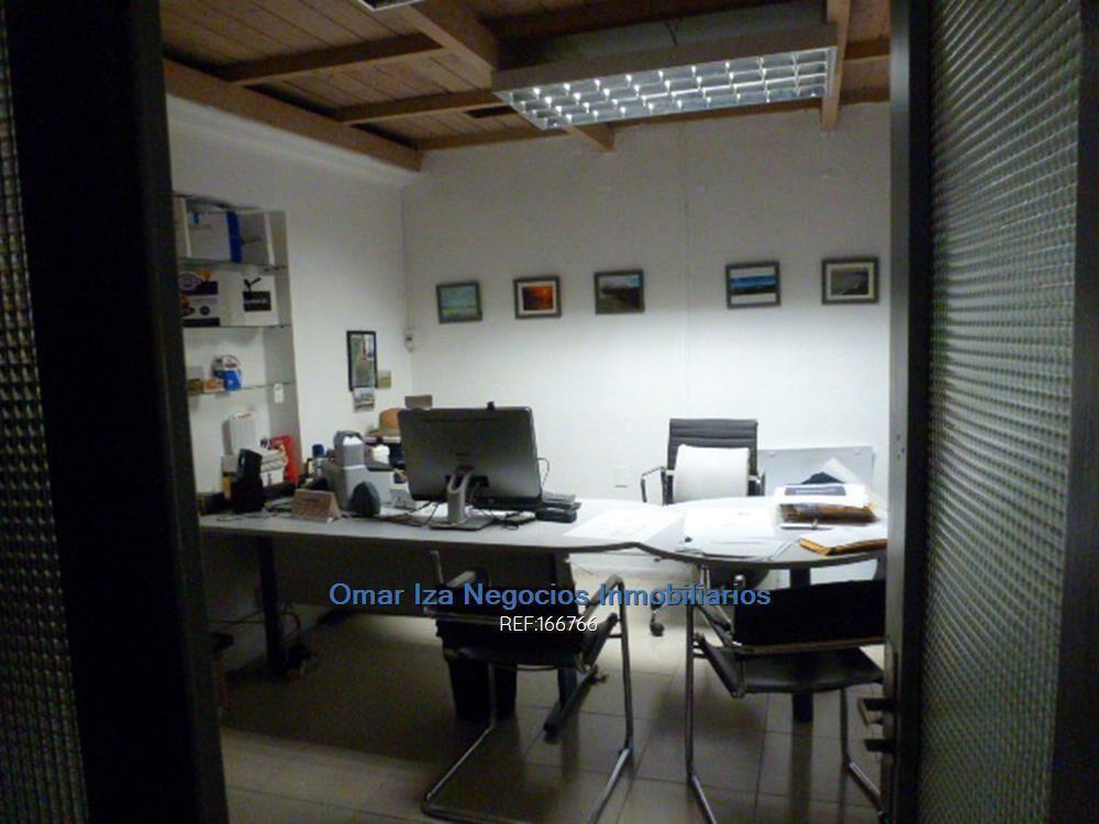Venta local industrial Goes, deposito comercial showroom