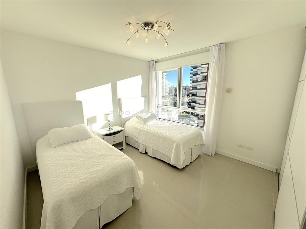 Apartamento en alquiler 3 dormitorios en Chiverta