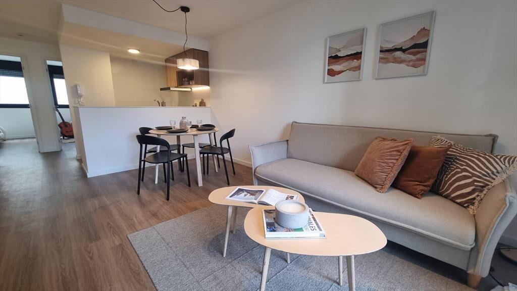 Venta Apartamento Centro a Estrenar 2 dormitorios al frente