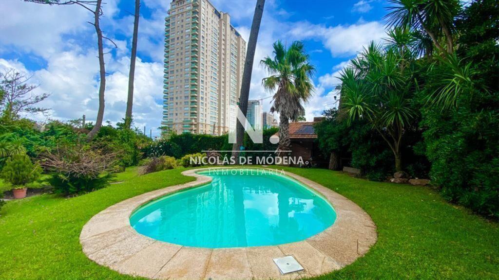 Casa en Venta y Alquiler, Mansa, Punta del Este, 4 Dormitor