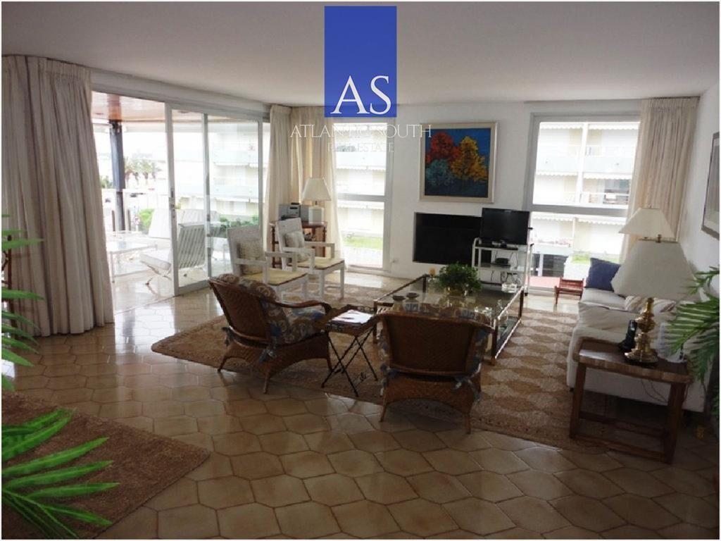 Planta de excelPenÃnsula ente categorÃa en ?