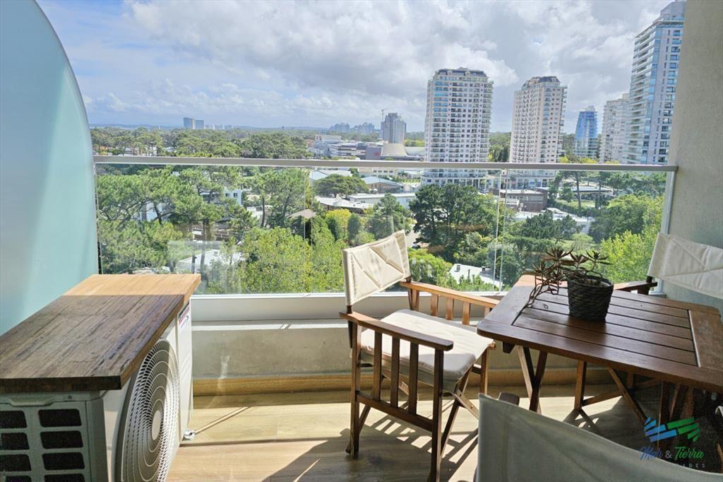 Venta de apartamento a estrenar en Punta del