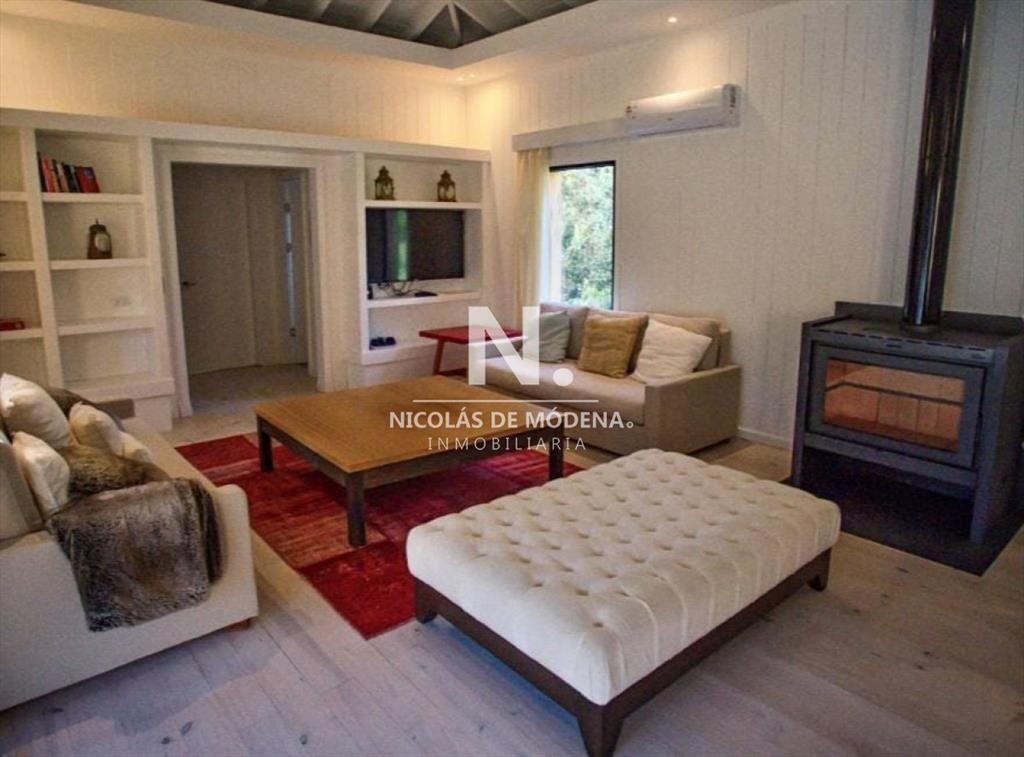 Hermosa casa en club cerrado!