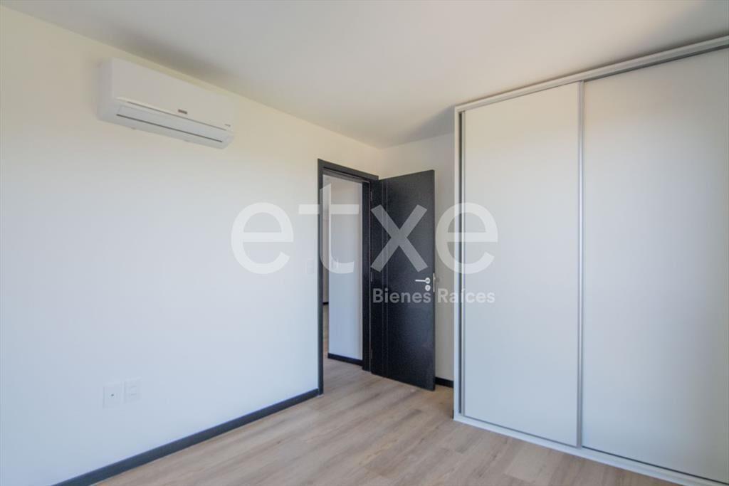 Apartamento en Venta 2 Dormitorios Barra de Carrasco...