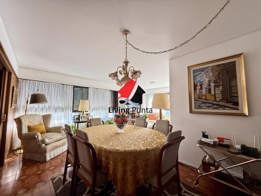 Venta Amplio Apartamento en Torre Amalfi Playa