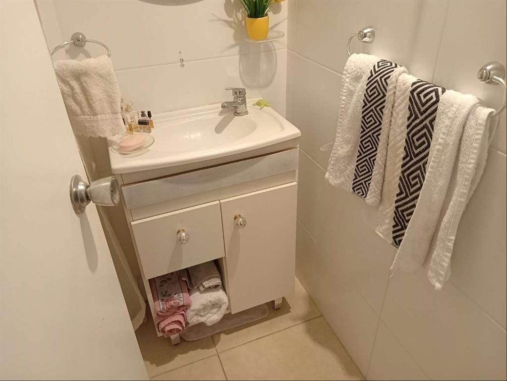 Alquiler Apartamento Pocitos 3 dormitorios 2 baños patio y