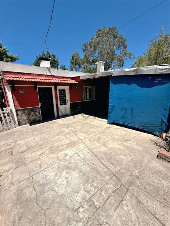 Venta/Casa/Parrilla/Estufa a Lena,/local o tercer dormito...