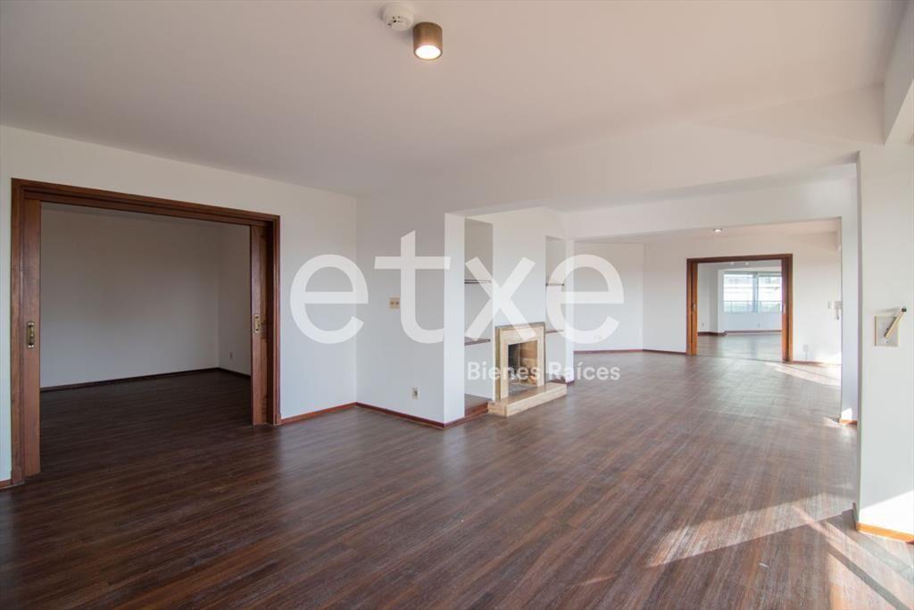 Alquiler Apartamento frente al Golf Punta Carretas...