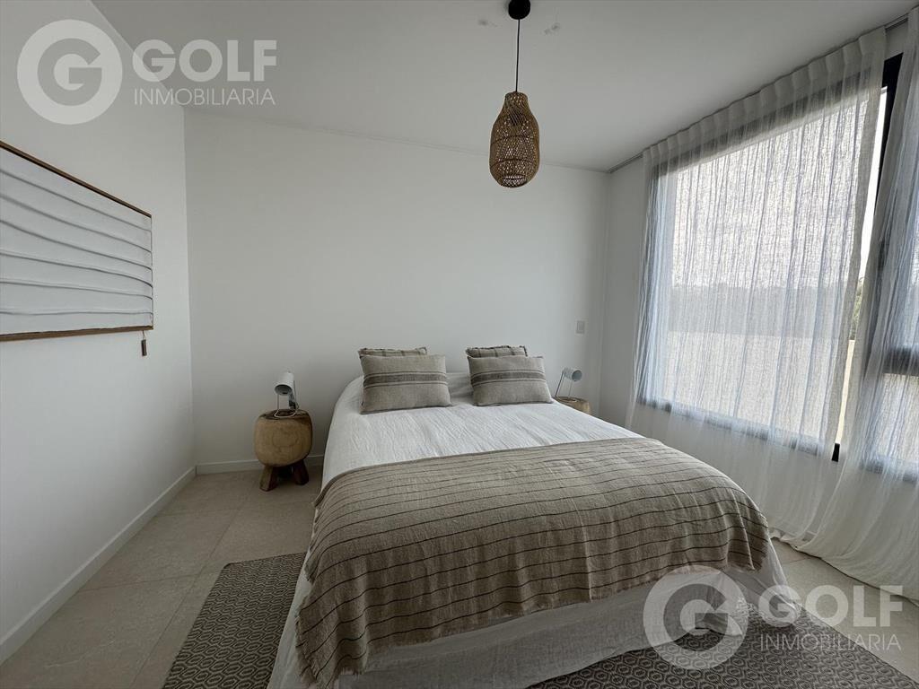 Venta de apartamento de 3 dormitorios en Manantiales