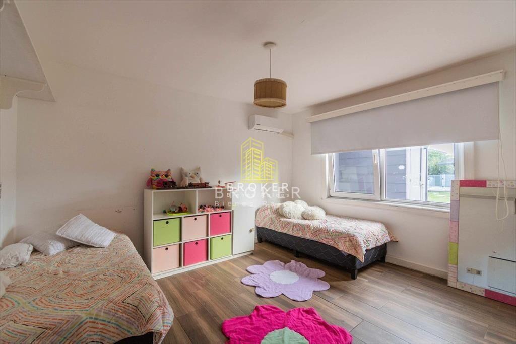 Venta Casa 5 Dormitorios En La Tahona