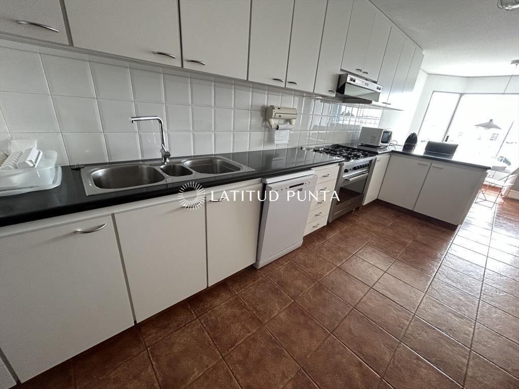 Brava primera linea, Apartamento de 3 dormitorios