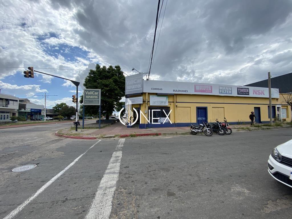 VENTA DE GRAN LOCAL COMERCIAL EN PRINCIPAL