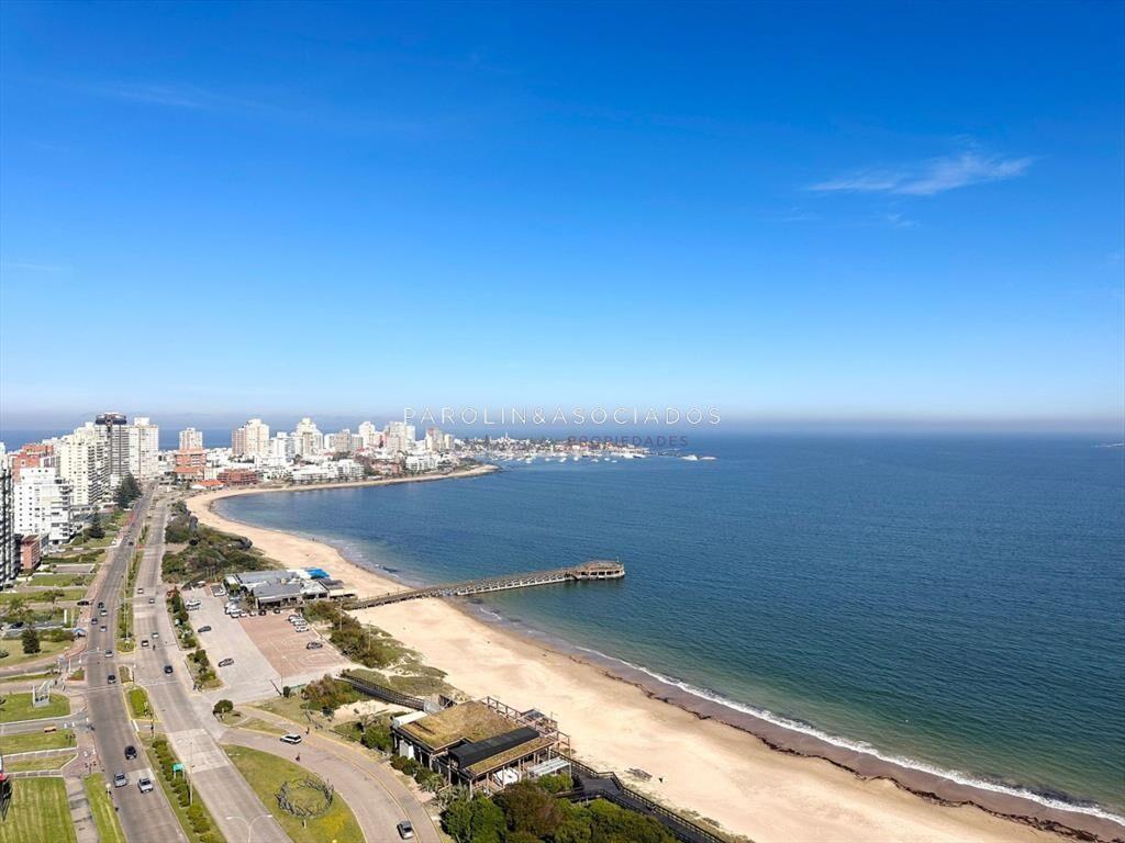 Hermoso apartamento en venta en Millenium Tower,