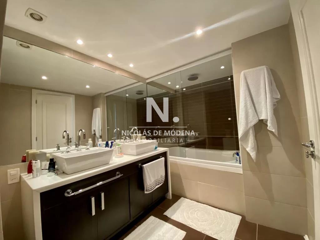 Imperiale I esquinero con agradable vista en