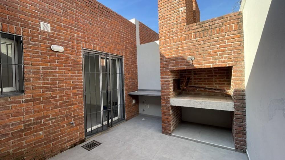 Venta casa 2 dorm en Sayago, Luis Giralt esq. Camino Ariel