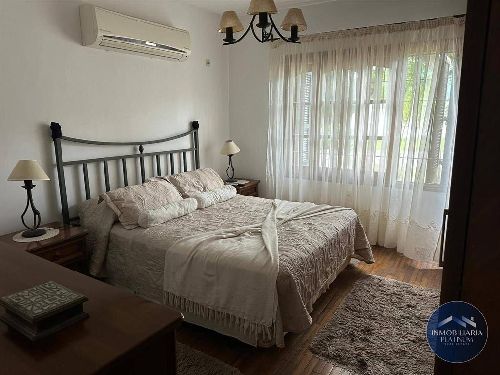 Venta Casa 3 Dormitorios + Galpon en Canelones con cochera