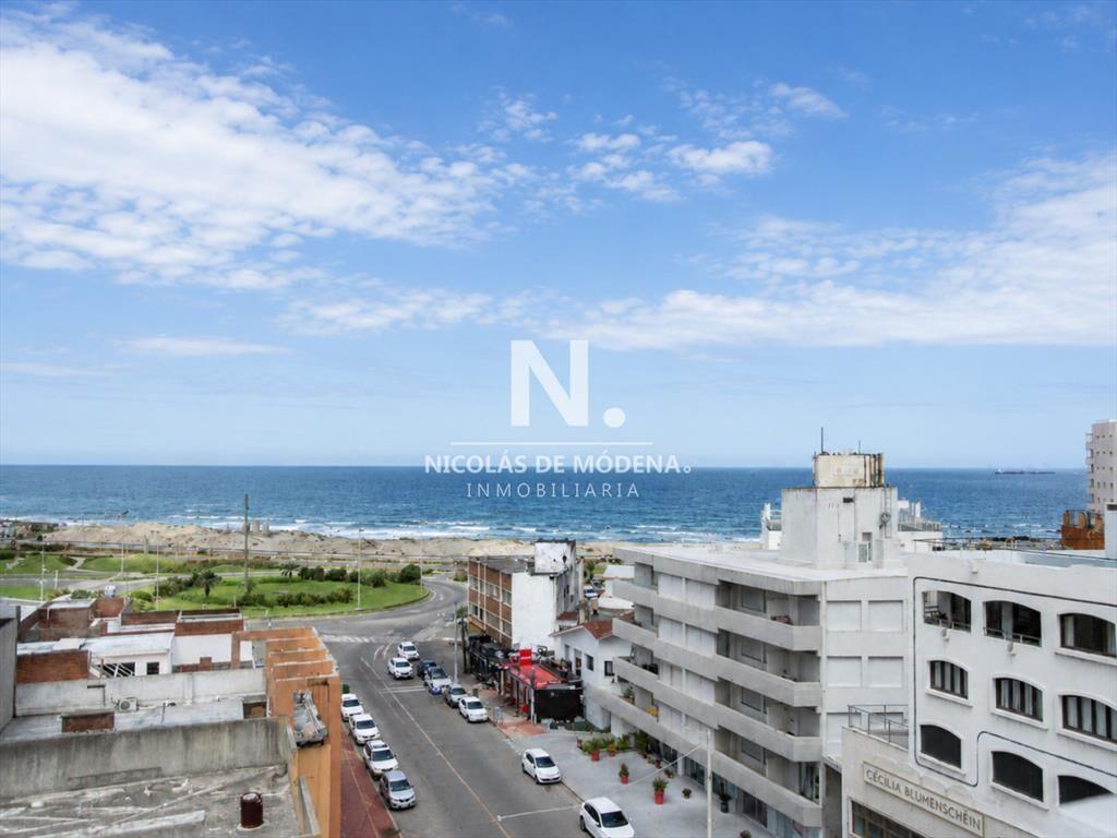 Departamento de 3 dormitorios en venta - El