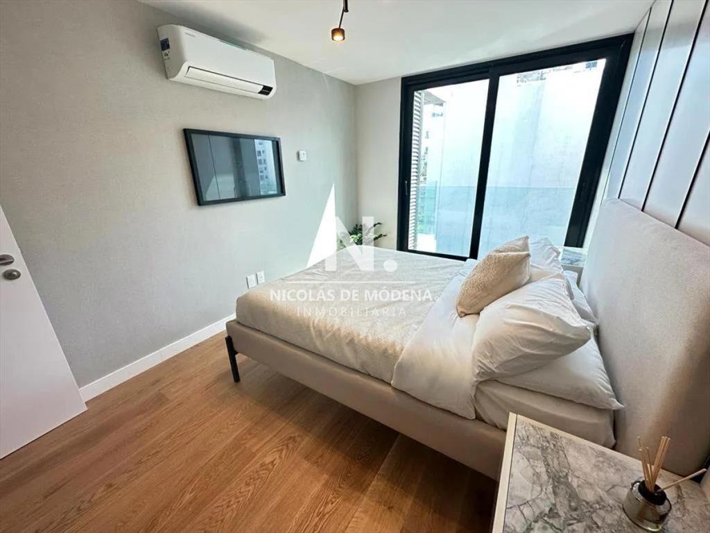 Venta Apartamento de 3 Dormitorio en El Corazon de Punta Ca