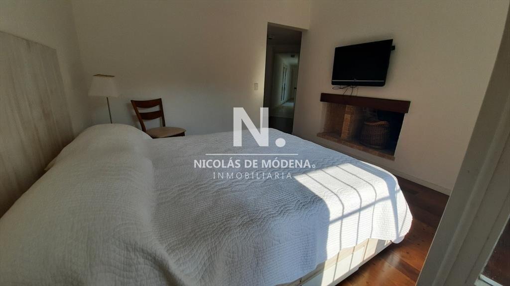 Exclusiva casa de 4 dormitorios con piscina en en