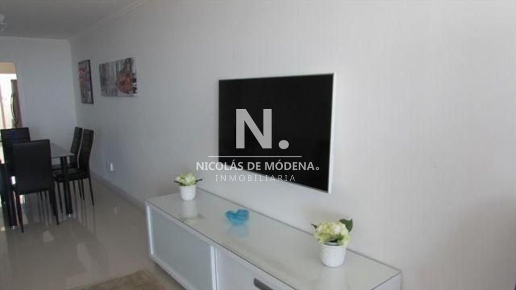 Venta de departamento de 3 dormitorios en Punta