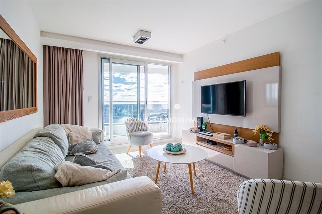 En venta apartamento con vista al mar de 1