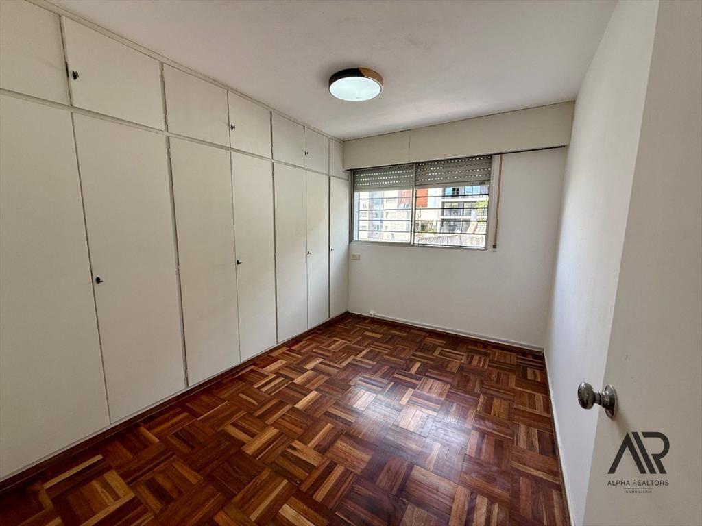 Apartamento en venta de 3 dormitorios c/ cochera en Parq...